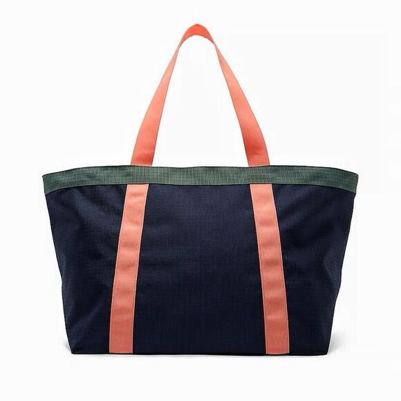 Victoria’s Secret PINK Weekender Tote Bag Zipper Pockets NEW Vacation